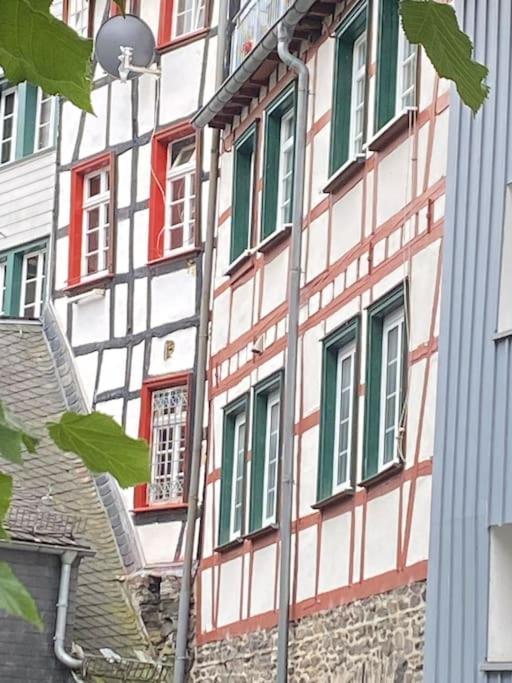Appartamento Hueftgold Schlafen & Wohnen Monschau Esterno foto
